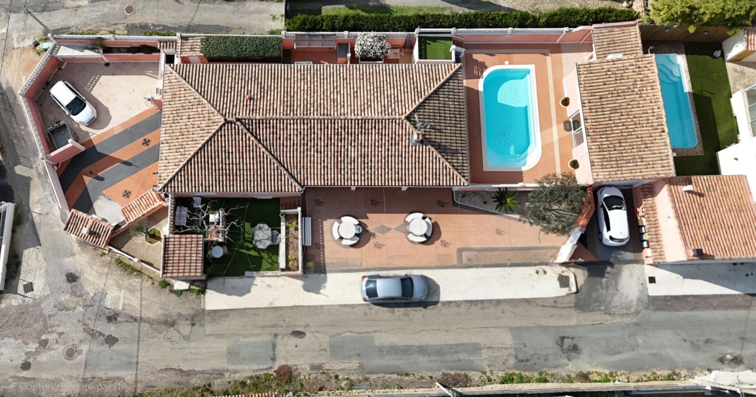 CAZOULS-LES-BEZIERS Superbe villa de plain-pied de 200 m² avec piscine, espace bien-être et belles prestations 16