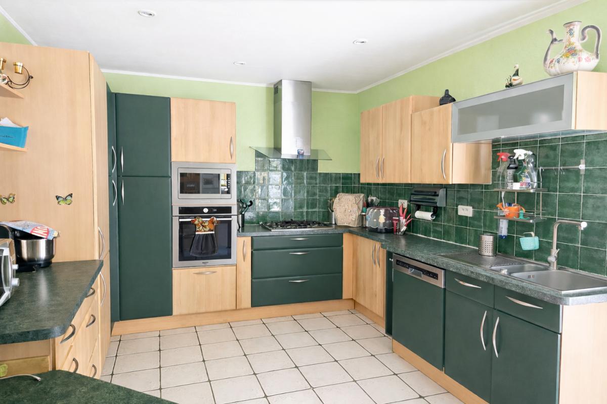 CAZOULS-LES-BEZIERS Superbe villa de plain-pied de 200 m² avec piscine, espace bien-être et belles prestations 7