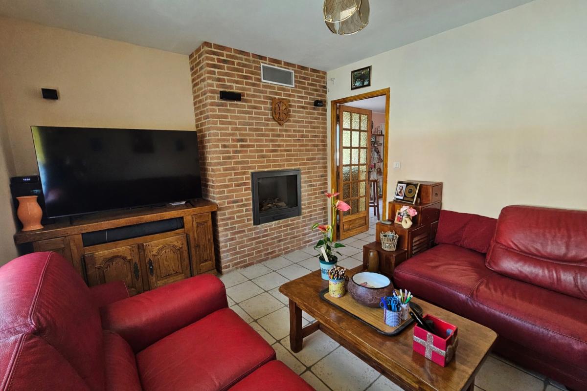 CAZOULS-LES-BEZIERS Superbe villa de plain-pied de 200 m² avec piscine, espace bien-être et belles prestations 9