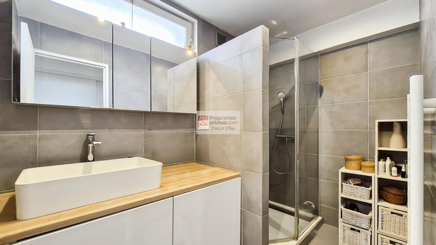 VILLE-D'AVRAY Appart.  3 chambres  calme  2 balcons  Ville d'Avray proche Sèvres 12