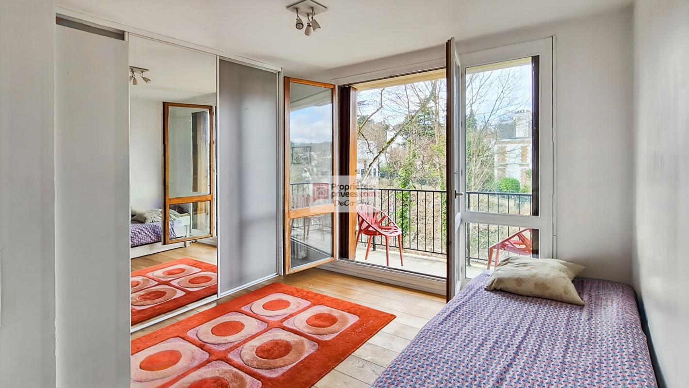 VILLE-D'AVRAY Appart.  3 chambres  calme  2 balcons  Ville d'Avray proche Sèvres 15