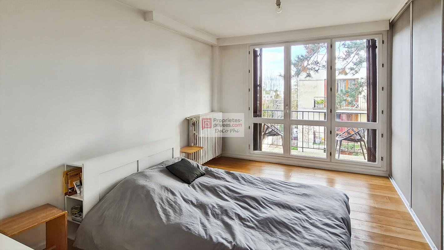 VILLE-D'AVRAY Appart.  3 chambres  calme  2 balcons  Ville d'Avray proche Sèvres 9