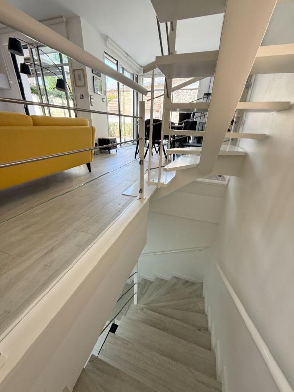 LA BAULE-ESCOUBLAC LA BAULE Maison contemporaine d'exception, Emplacement premium. A pied de la Place du marché et des commerces, 5 chambres 15