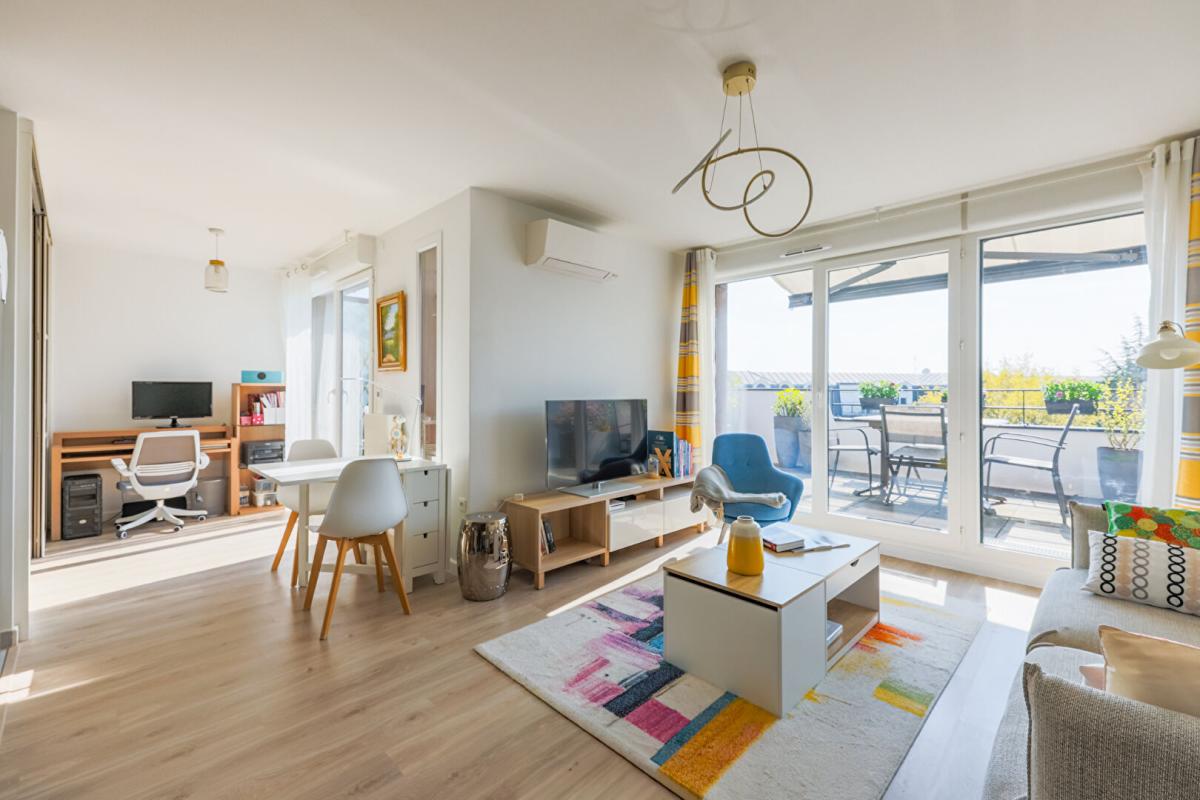 CHATILLON DERNIER ÉTAGE DUPLEX 102 m² TERRASSE PLEIN SUD - CALME ET LUMINEUX 3