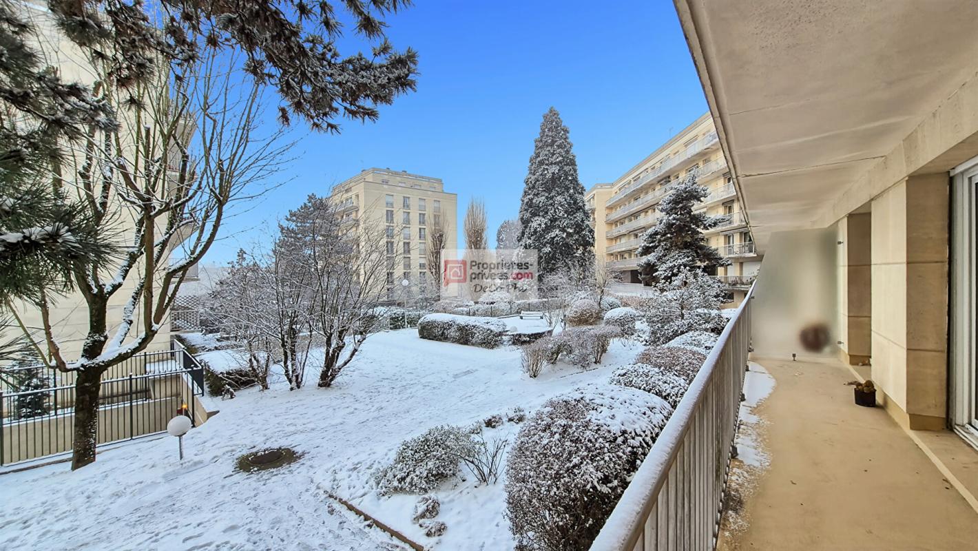 VERSAILLES Appartement calme  3/4 pièces 79m²   balcon sud 15