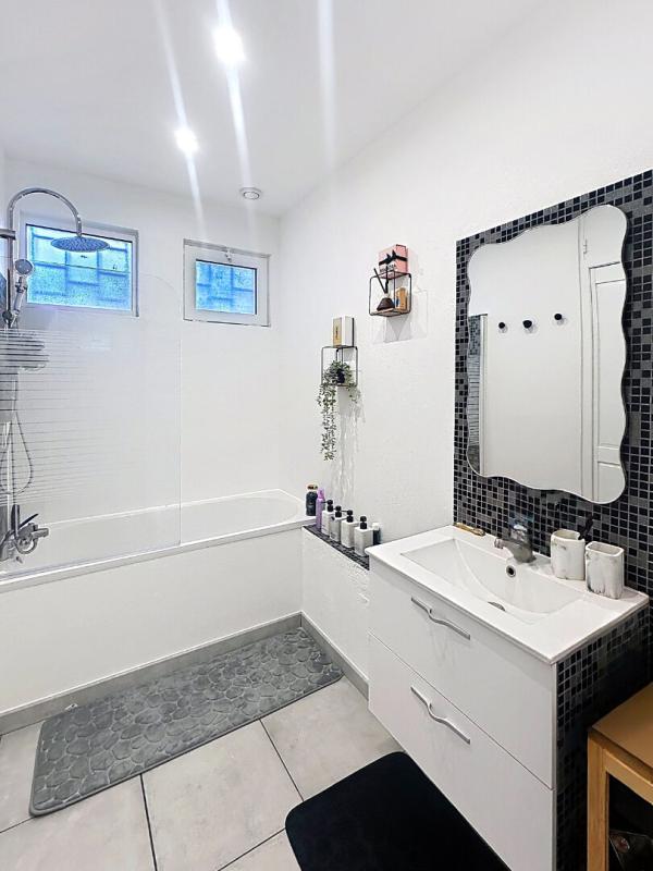 SAINT-ARNOULT Maison de plain pied , avec appartement proche commerces  - 224 m² au sol 13