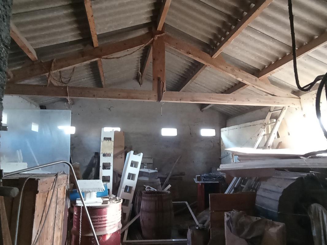 SAINT-JUERY Hangar pour stockage ou garage à ST JUERY 5