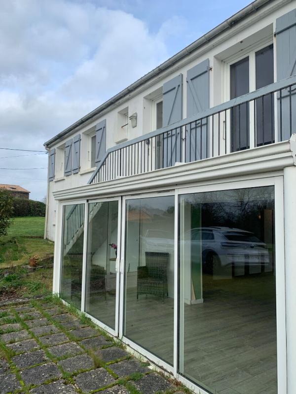 ROSNAY Maison Rosnay 8 pièce(s) 180 m2 1