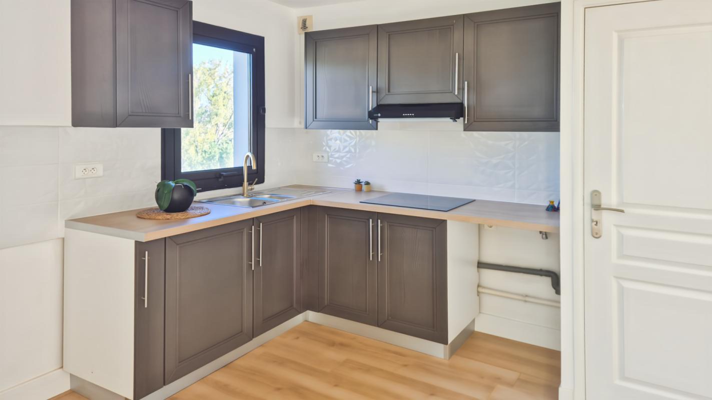 CARPENTRAS Appartement Carpentras 3 pièce(s) 73.4 m2    173 000 9