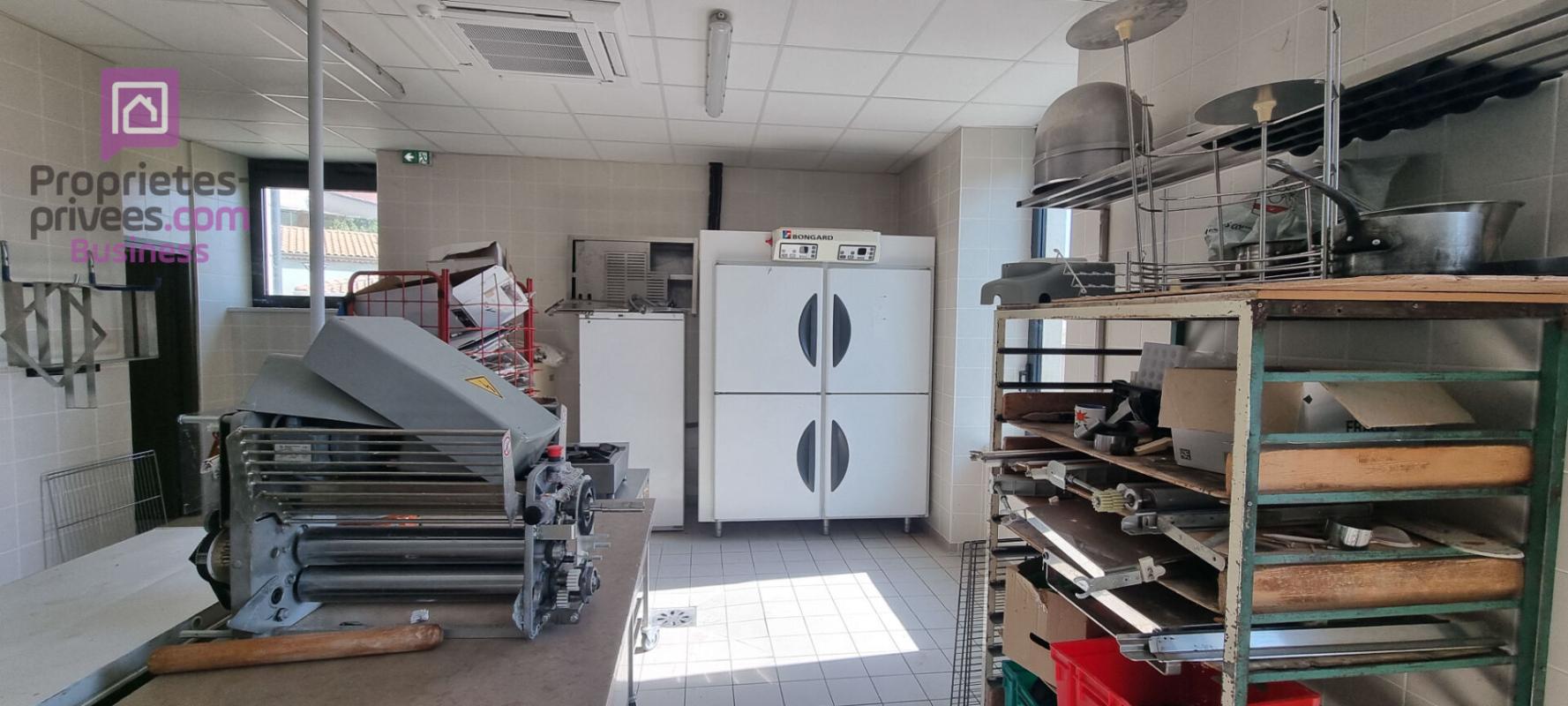 MONTELIMAR AXE VALENCE MONTELIMAR -  Boulangerie pâtisserie 10