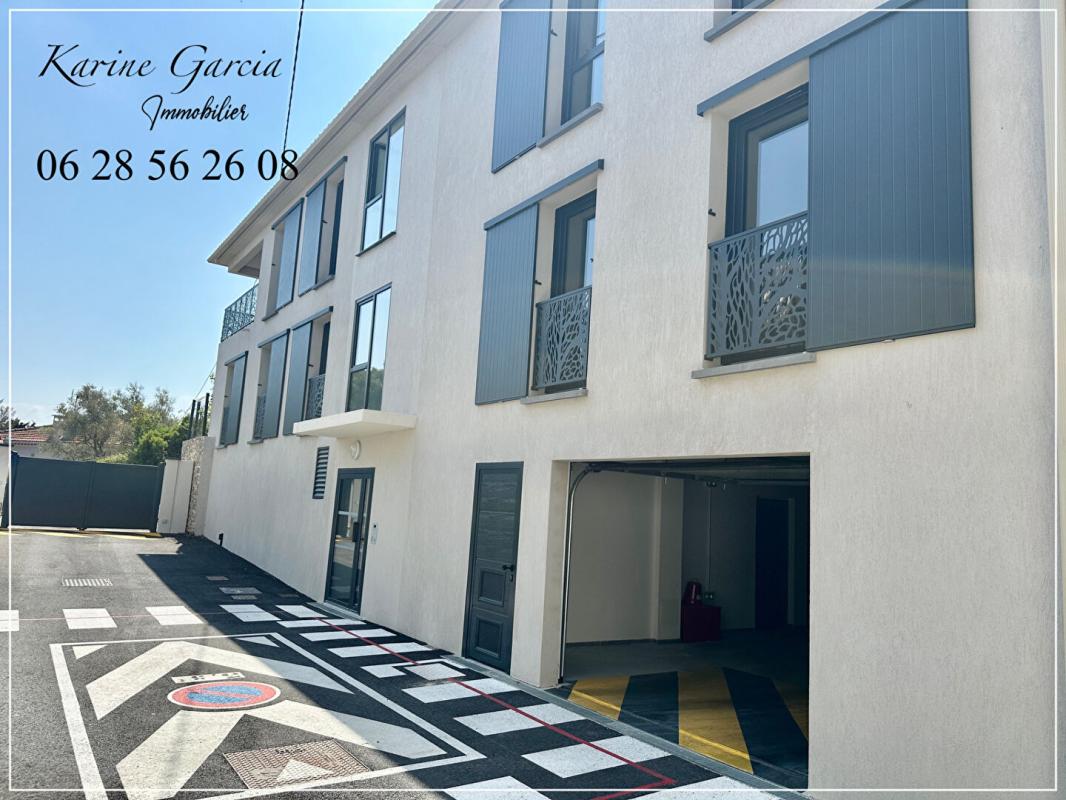 SIX-FOURS-LES-PLAGES SIX FOURS LES PLAGES - A PROXIMITE DES AXES AUTOROUTIERS ET COMMERCES - APPARTEMENT DE TYPE 3 - SUPERFICIE 62 M2 - AVEC BOX EN SOUS SOL 16