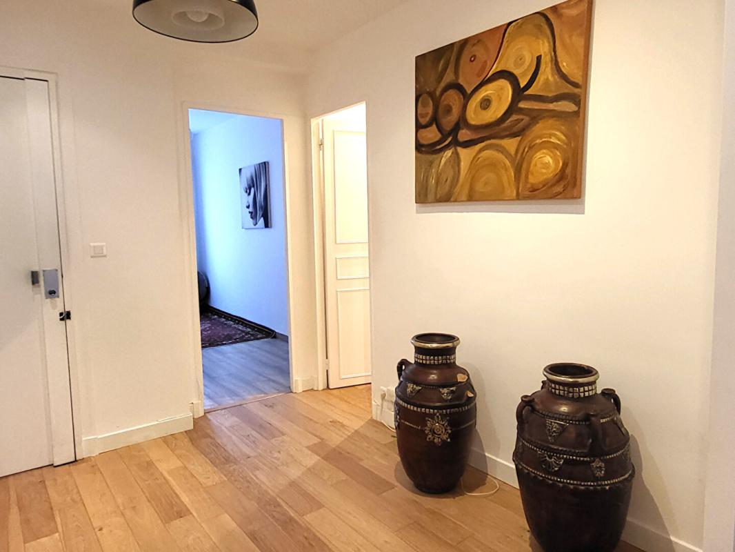 NEUILLY-SUR-SEINE Appartement Neuilly Sur Seine 3 pièces 70.64 m2 3