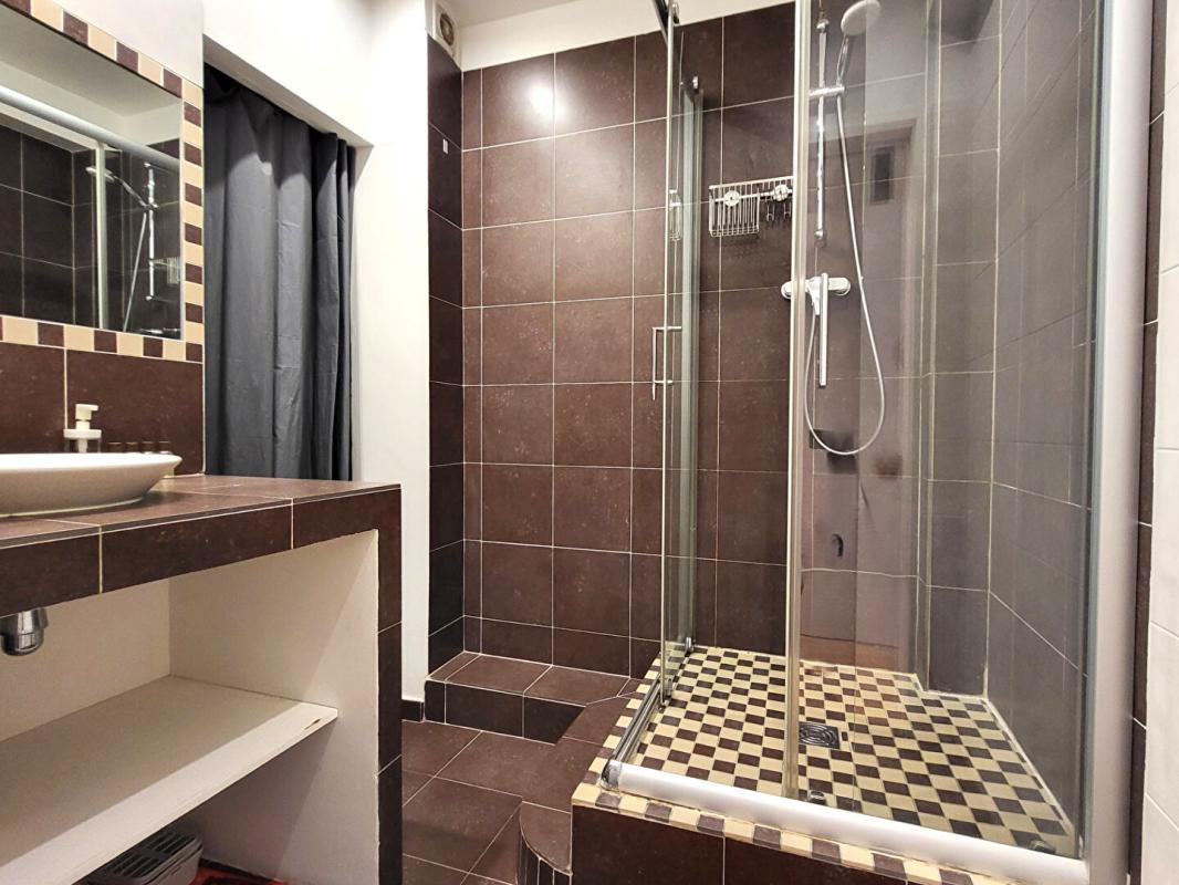 NEUILLY-SUR-SEINE Appartement Neuilly Sur Seine 3 pièces 70.64 m2 6