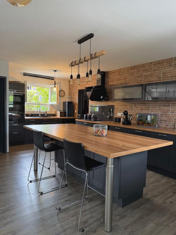 SAINT-GERMAIN-LES-CORBEIL Élegante maison à Saint-germain-les-corbeil 4 pièce(s) 110 m2 6