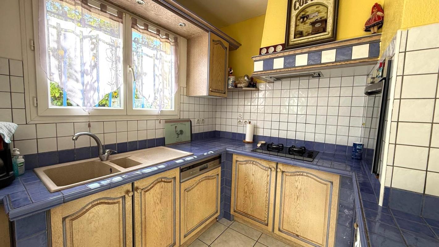 SAINT-CYPRIEN Maison familiale avec piscine ? 119 m² utiles 3