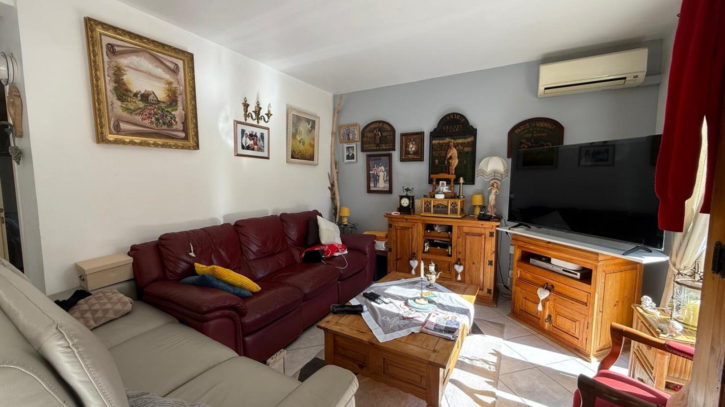 SAINT-CYPRIEN Maison familiale avec piscine ? 119 m² utiles 6