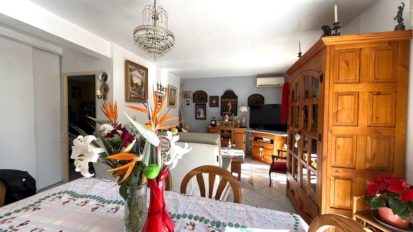 SAINT-CYPRIEN Maison familiale avec piscine ? 119 m² utiles 9