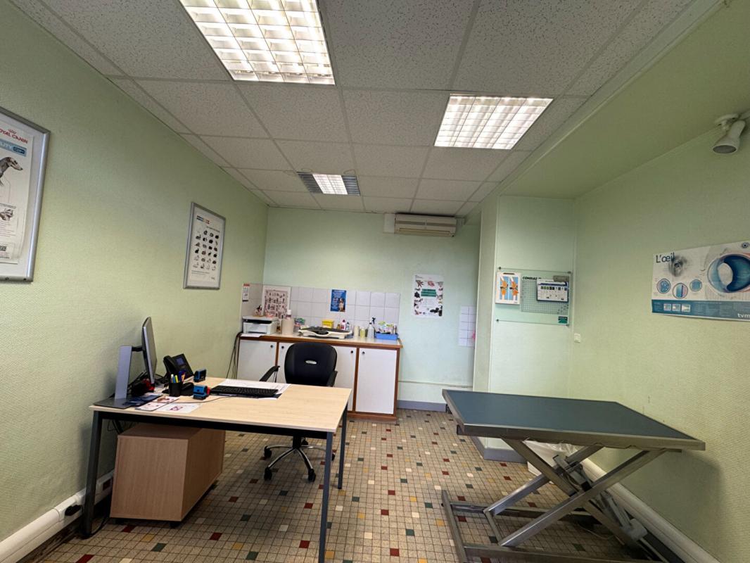 VILLERS-COTTERETS Immeuble Villers Cotterets 10 pièce(s) 240m2 et 300m2 11