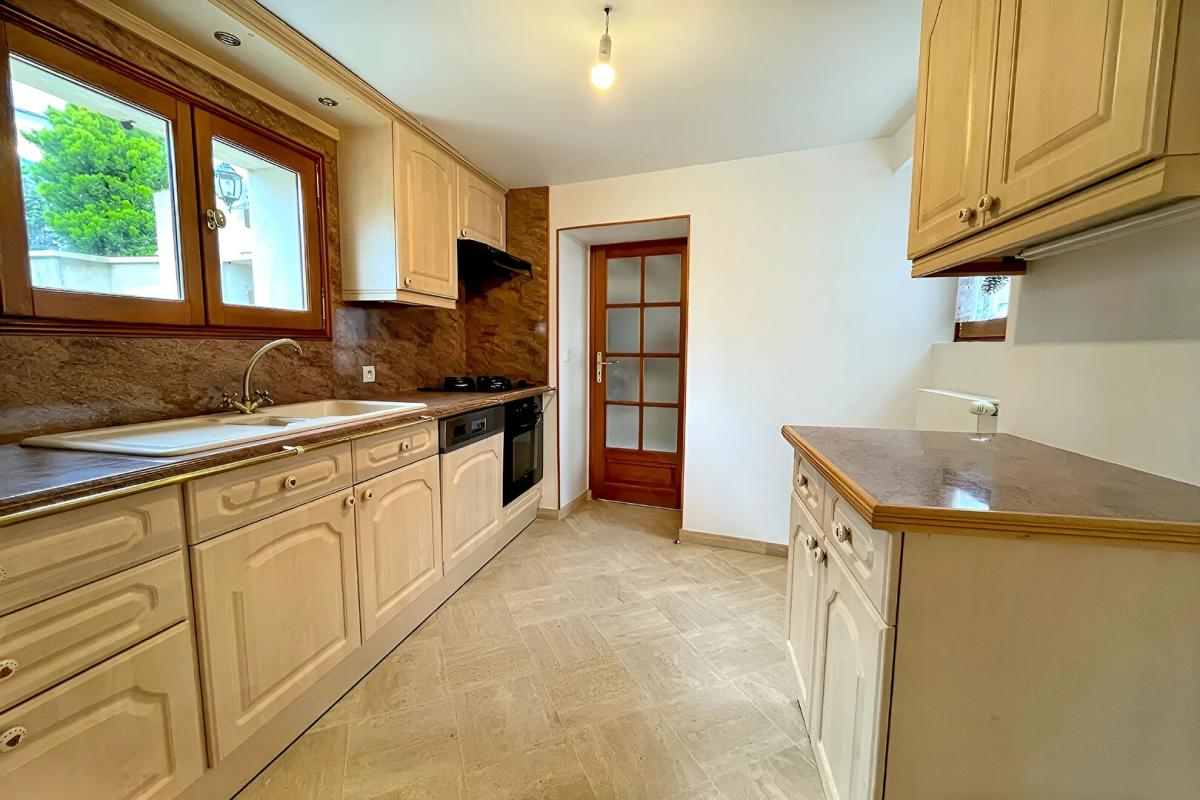 NESLES-LA-VALLEE Maison Nesles-la-vallée 3 pièce(s) 64 m2 4