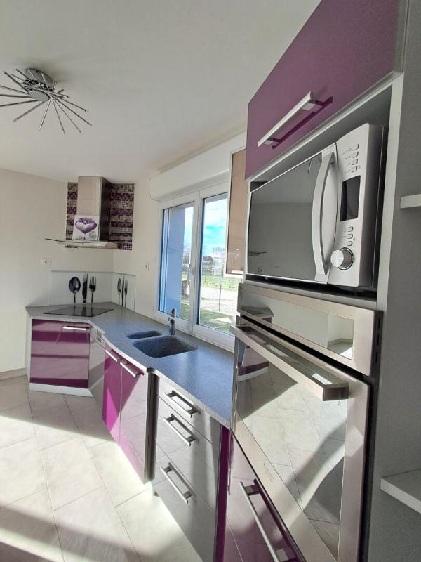 SAINT-MEMMIE Propriété élégante et contemporaine 6