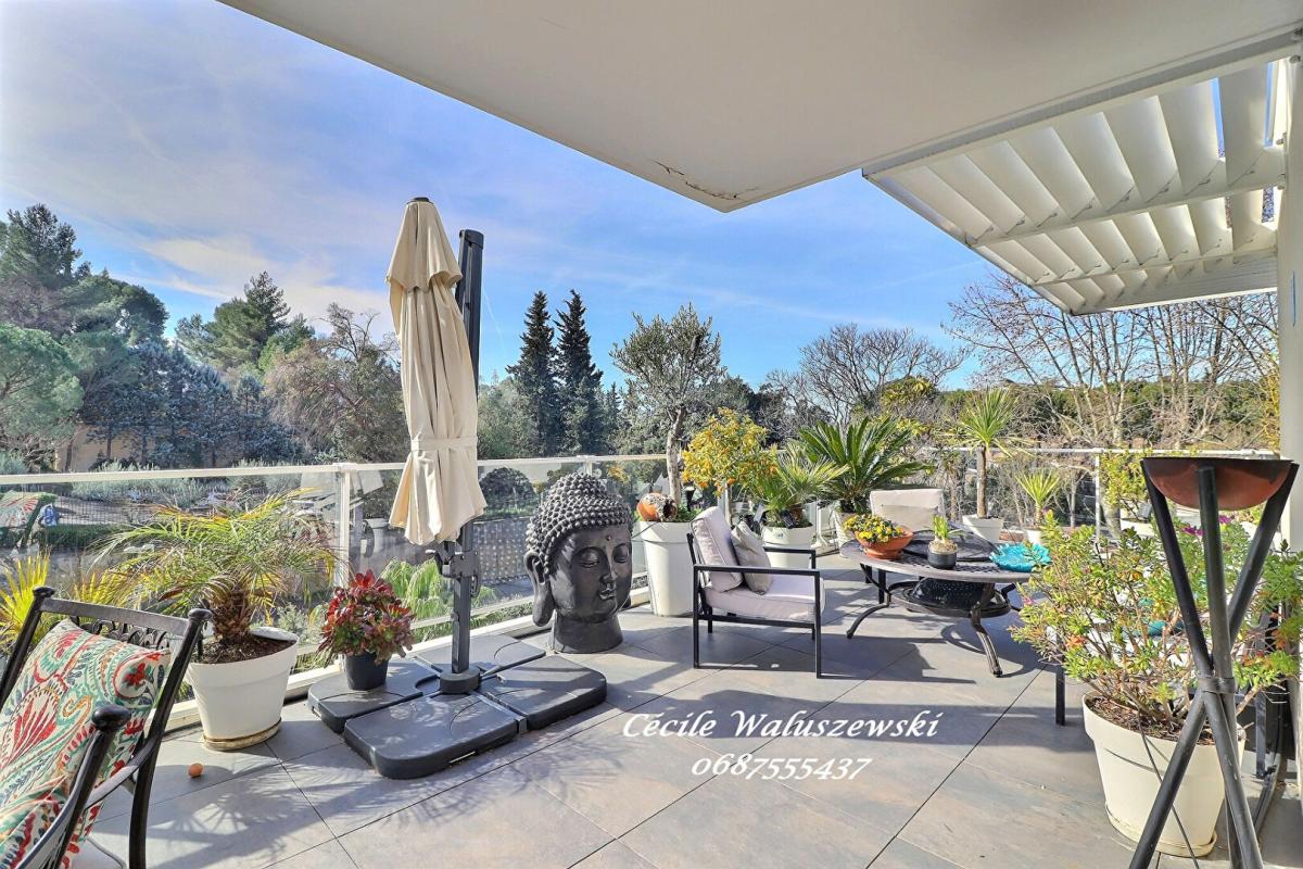 MARSEILLE-11E-ARRONDISSEMENT Appartement  Standing  - Rooftop - Double box - Salle de sport - Piscine 1