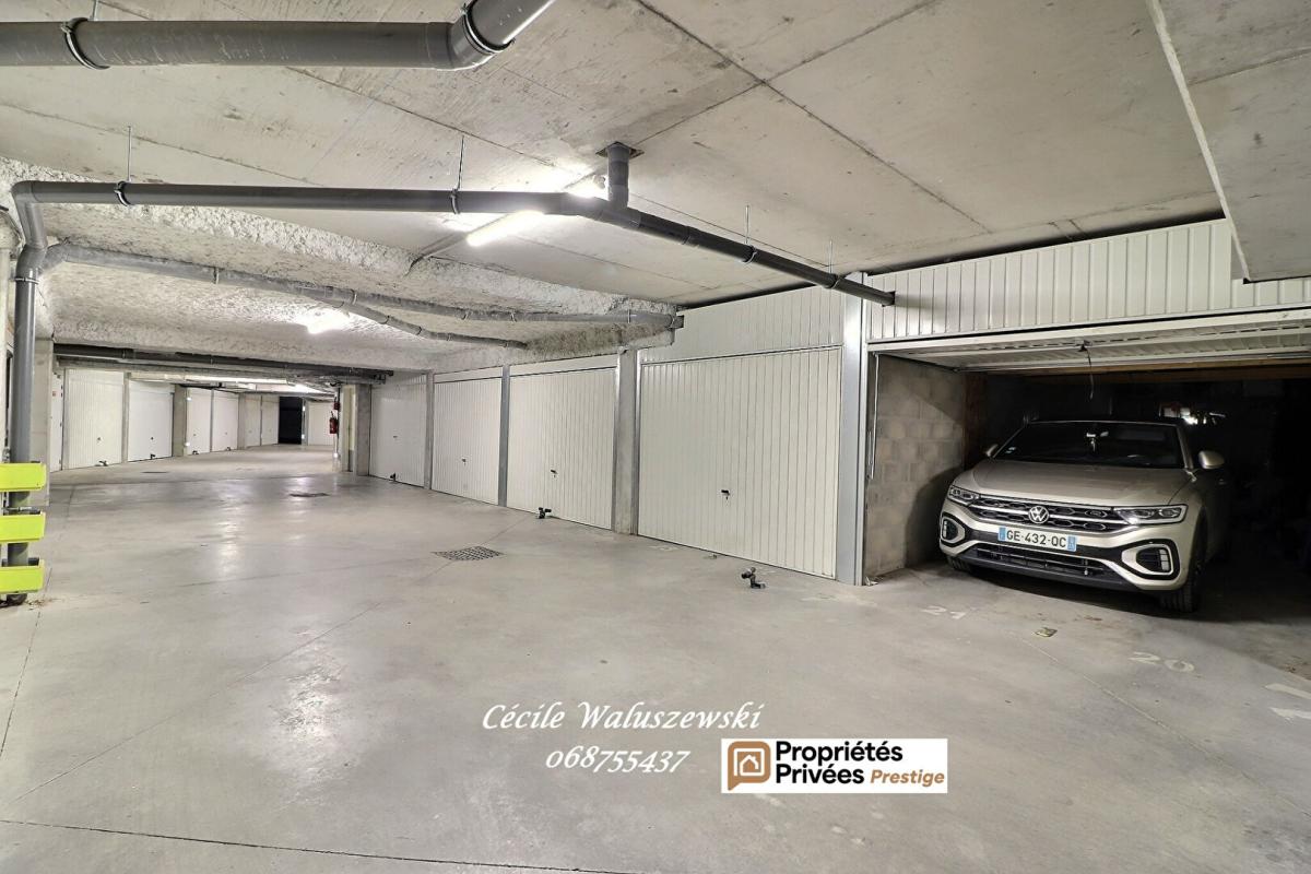 MARSEILLE-11E-ARRONDISSEMENT Appartement  Standing  - Rooftop - Double box - Salle de sport - Piscine 15