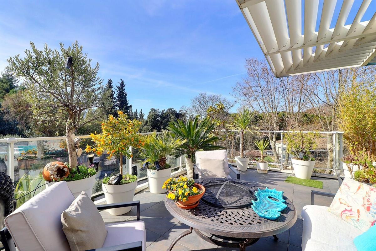 MARSEILLE-11E-ARRONDISSEMENT Appartement  Standing  - Rooftop - Double box - Salle de sport - Piscine 2