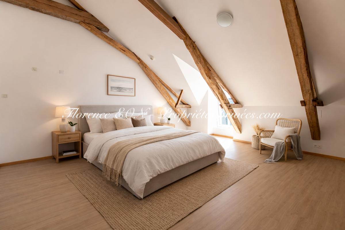 ERNEE Maison  20 pièce(s) 945 m2 7