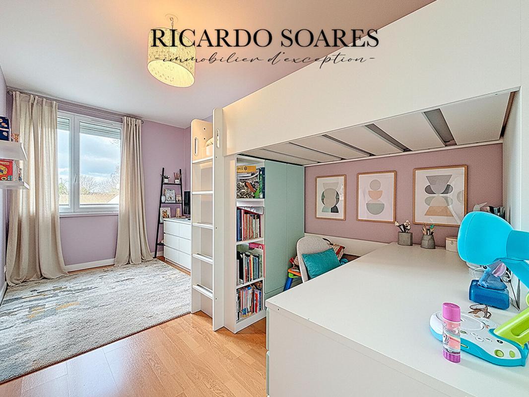 GOUVIEUX GOUVIEUX 60270 / RESIDENCE PRIVÉE / APPT 65 m2 / 2 CHAMBRES / PARKING 8