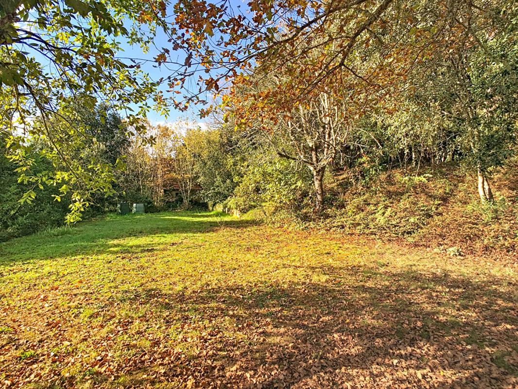 SARLAT-LA-CANEDA Belle maison lumineuse 17