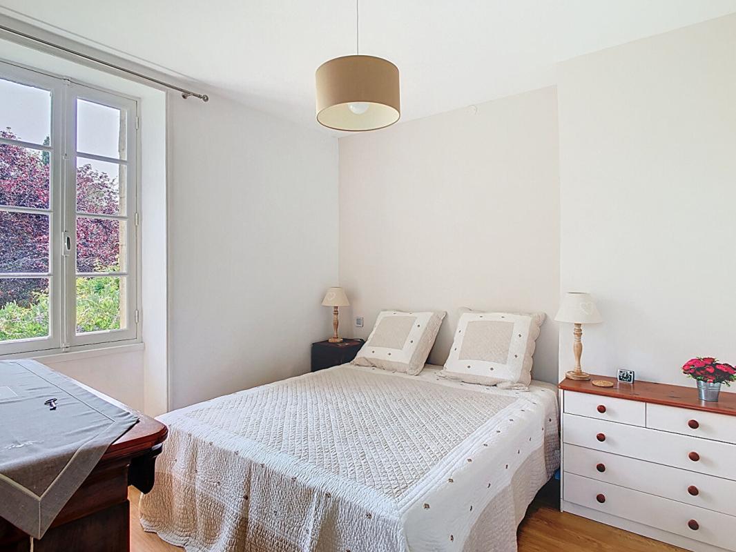 COUX-ET-BIGAROQUE Maison lumineuse avec 4 chambres et piscine 12