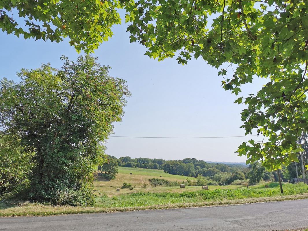 ARCHIGNAC Corps de ferme Archignac 4 pièce(s) 80 m2 8