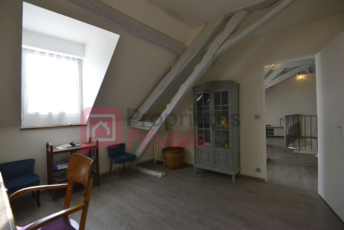 COSNE-COURS-SUR-LOIRE Maison ancienne centre ville 4 chambres avec jardin 11