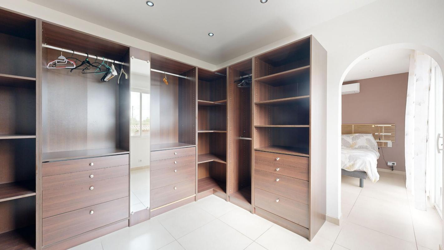 NARBONNE MAISON BOURGEOISE, PISCINE ET GARAGES - PROCHE NARBONNE 13