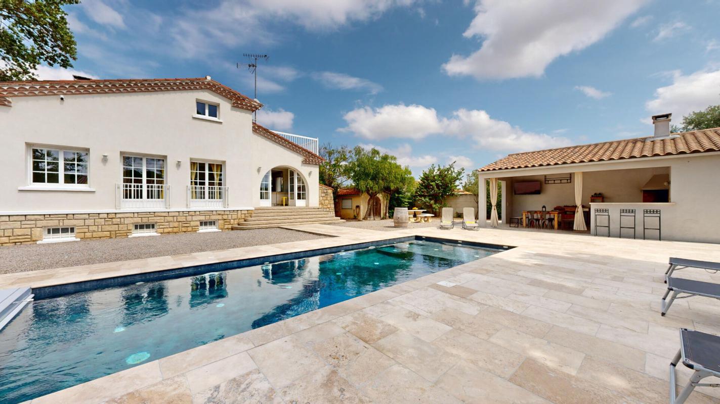 NARBONNE MAISON BOURGEOISE, PISCINE ET GARAGES - PROCHE NARBONNE 2