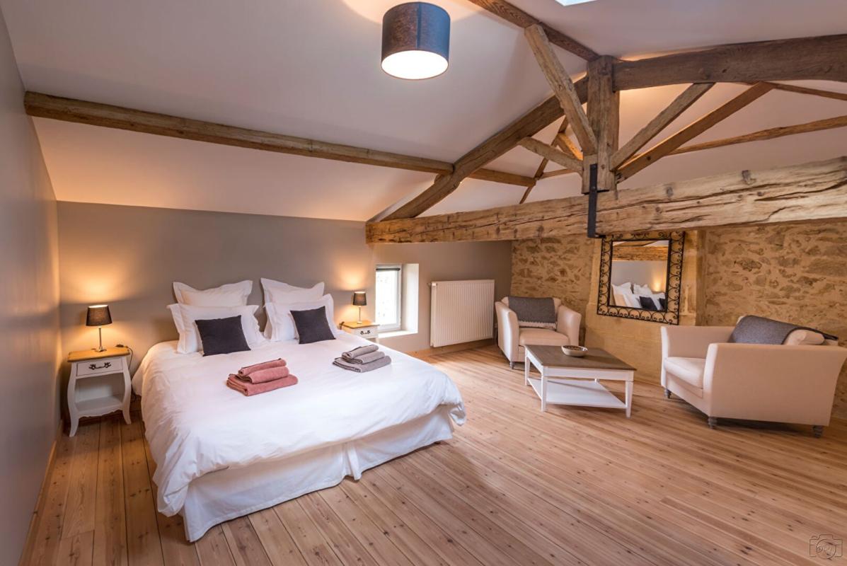 SAINTE-COLOMBE Belle girondine au calme avec vue sur les vignes + gîte haut de gamme 6