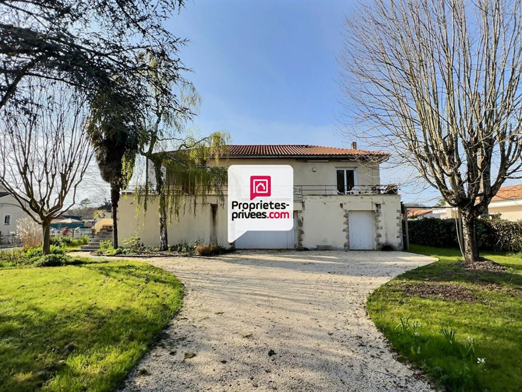 SAINT-ASTIER Maison T4 /5 d'env. 136 m²  avec 3/4 ch . et  garage double proche centre ville de SAINT-ASTIER (24100) 10