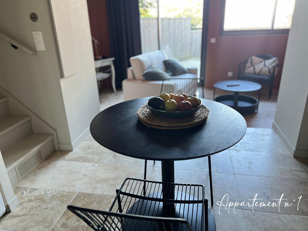 ANGOULEME Immeuble entier quartier VICTOR HUGO 2