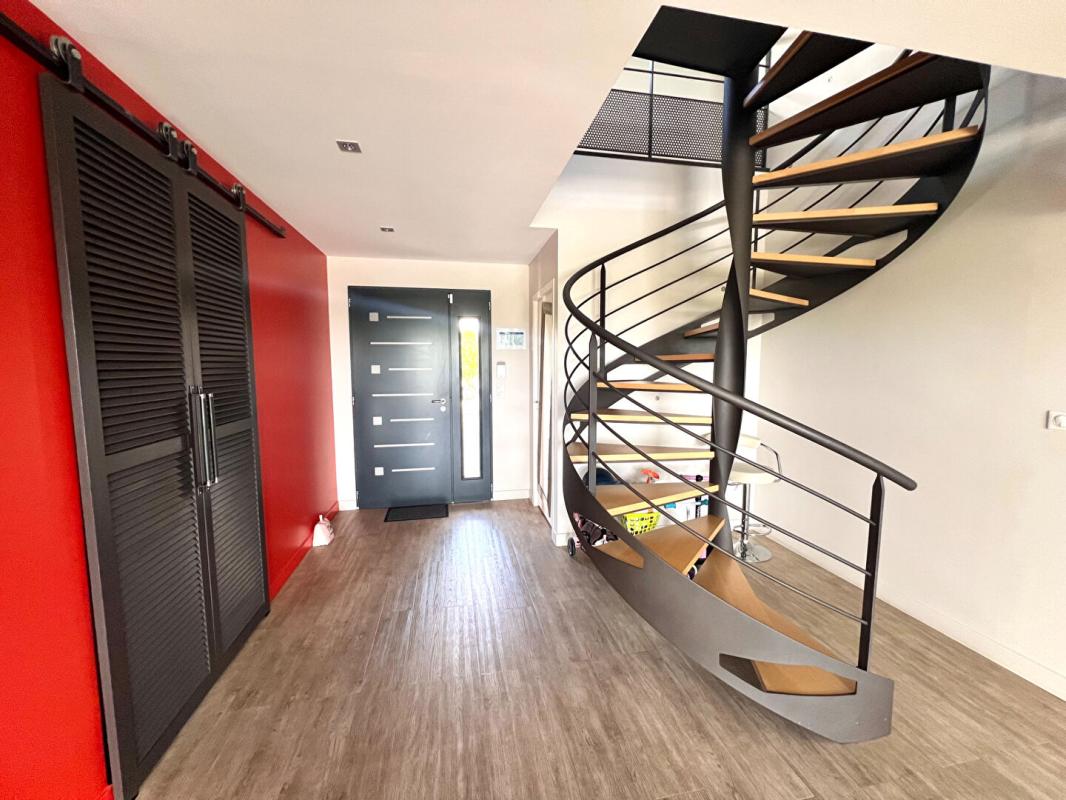 MONDOUBLEAU MAISON D ARCHITECTE    VENDOME 20MN    TGV-PARIS 42MN 4