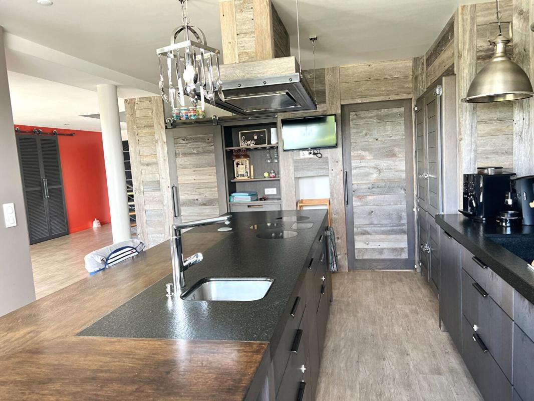 MONDOUBLEAU MAISON D ARCHITECTE    VENDOME 20MN    TGV-PARIS 42MN 6