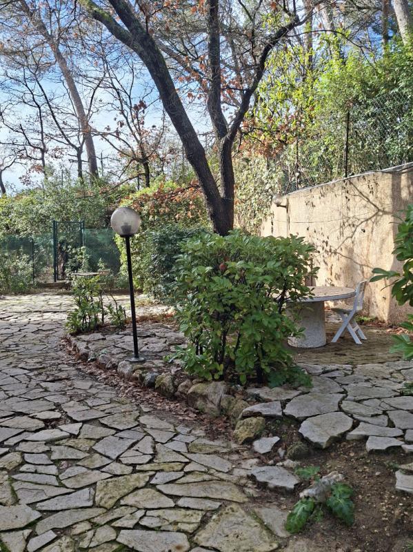 AIX-EN-PROVENCE Duplex lumineux avec jardin de 250 m² à 20 min à pied du centre d'Aix 18