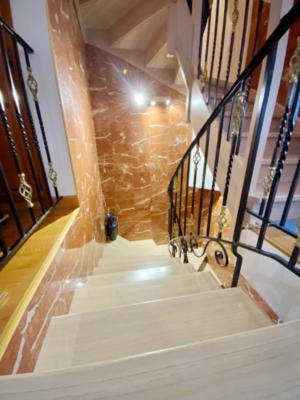 ASNIERES-SUR-SEINE Maison 5 chambres 250 m2 14