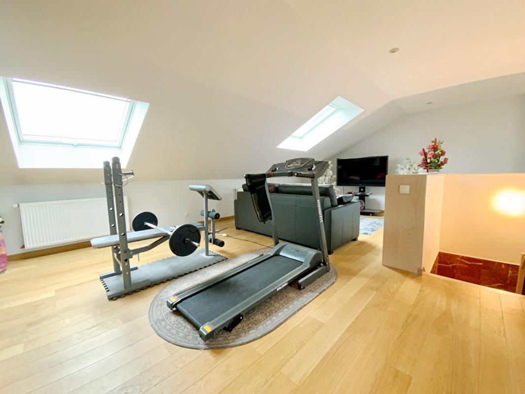 ASNIERES-SUR-SEINE Maison 5 chambres 250 m2 15