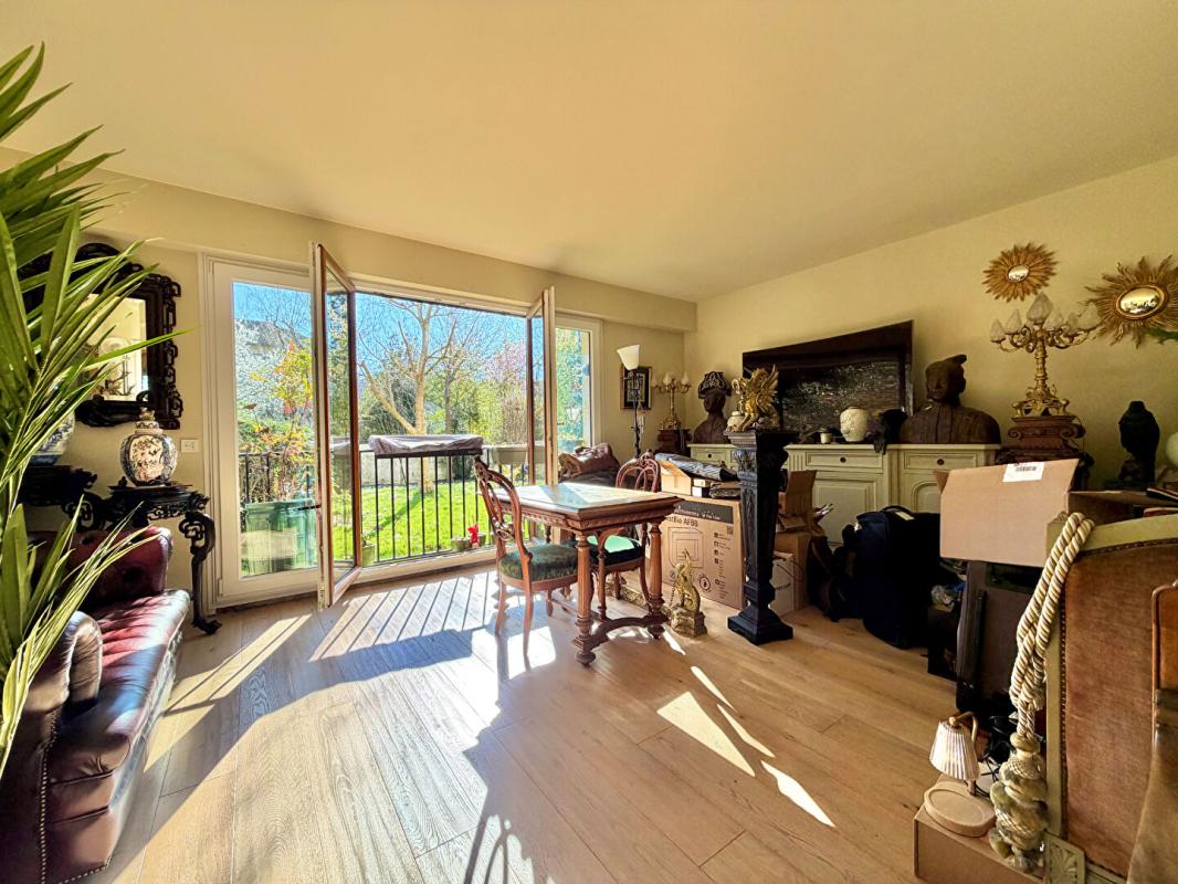 VINCENNES Appartement 3 pièces proche Métro ligne 1 Château de Vincennes 2