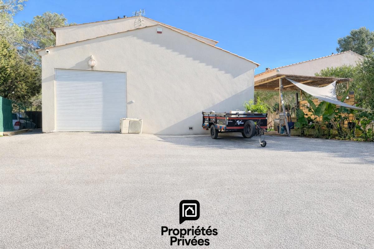 FREJUS Maison contemporaine 4 pièces 95 m2 avec garage - Fréjus 10