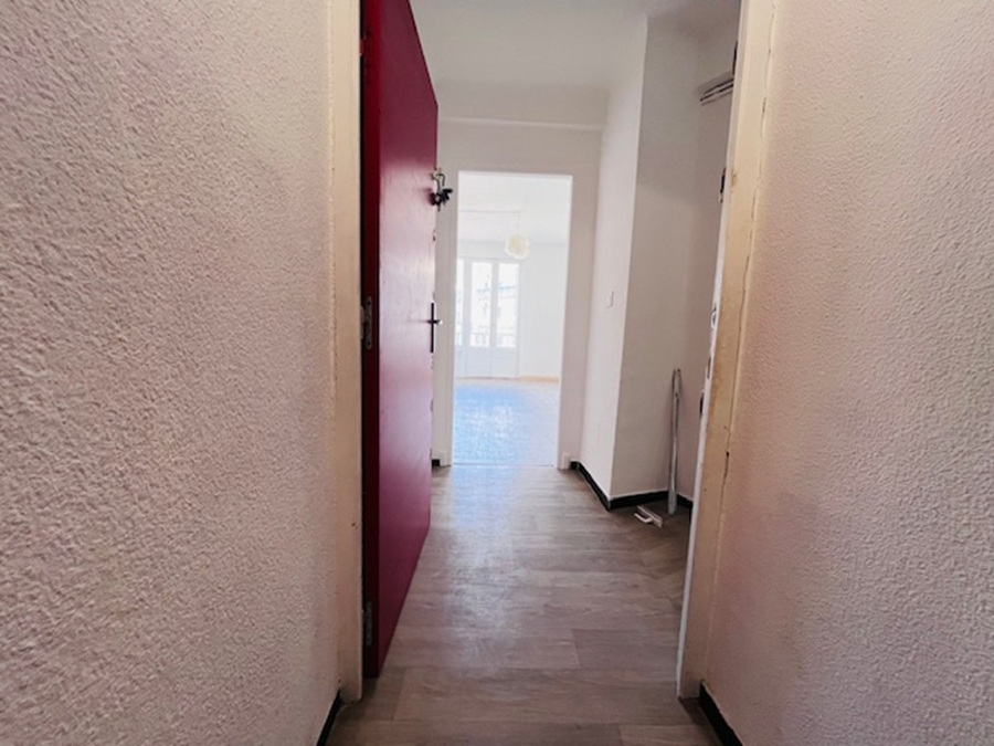 PERPIGNAN Charmant appartement de type T3  de 68 m² au 3 ème étage avec ascenseur et balcon 14
