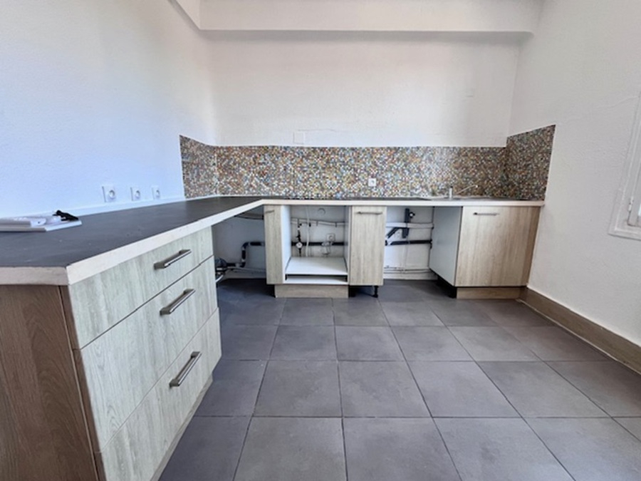 PERPIGNAN Charmant T3 de 68 m²  au 4 ème étage avec ascenseur et balcon 4