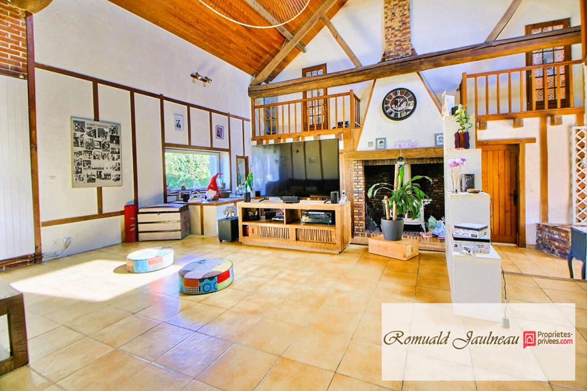 CHARTRES Propriété de 256 m²  a 10 min de chartres SECTEUR MIGNIERES 1