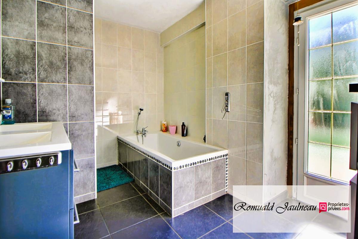 CHARTRES Propriété de 256 m²  a 10 min de chartres SECTEUR MIGNIERES 10