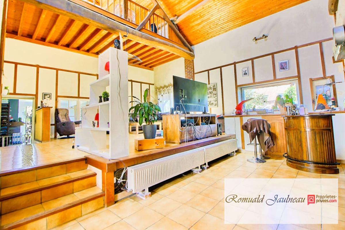 CHARTRES Propriété de 256 m²  a 10 min de chartres SECTEUR MIGNIERES 4